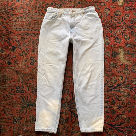 Vintage Levi mom jeans - Picture 17 of 17